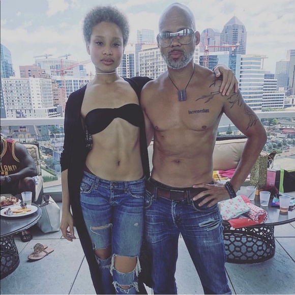 Meet Your Posher - Picture 5 of 7